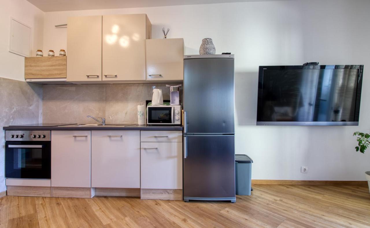 Apartments Fort プーラ エクステリア 写真